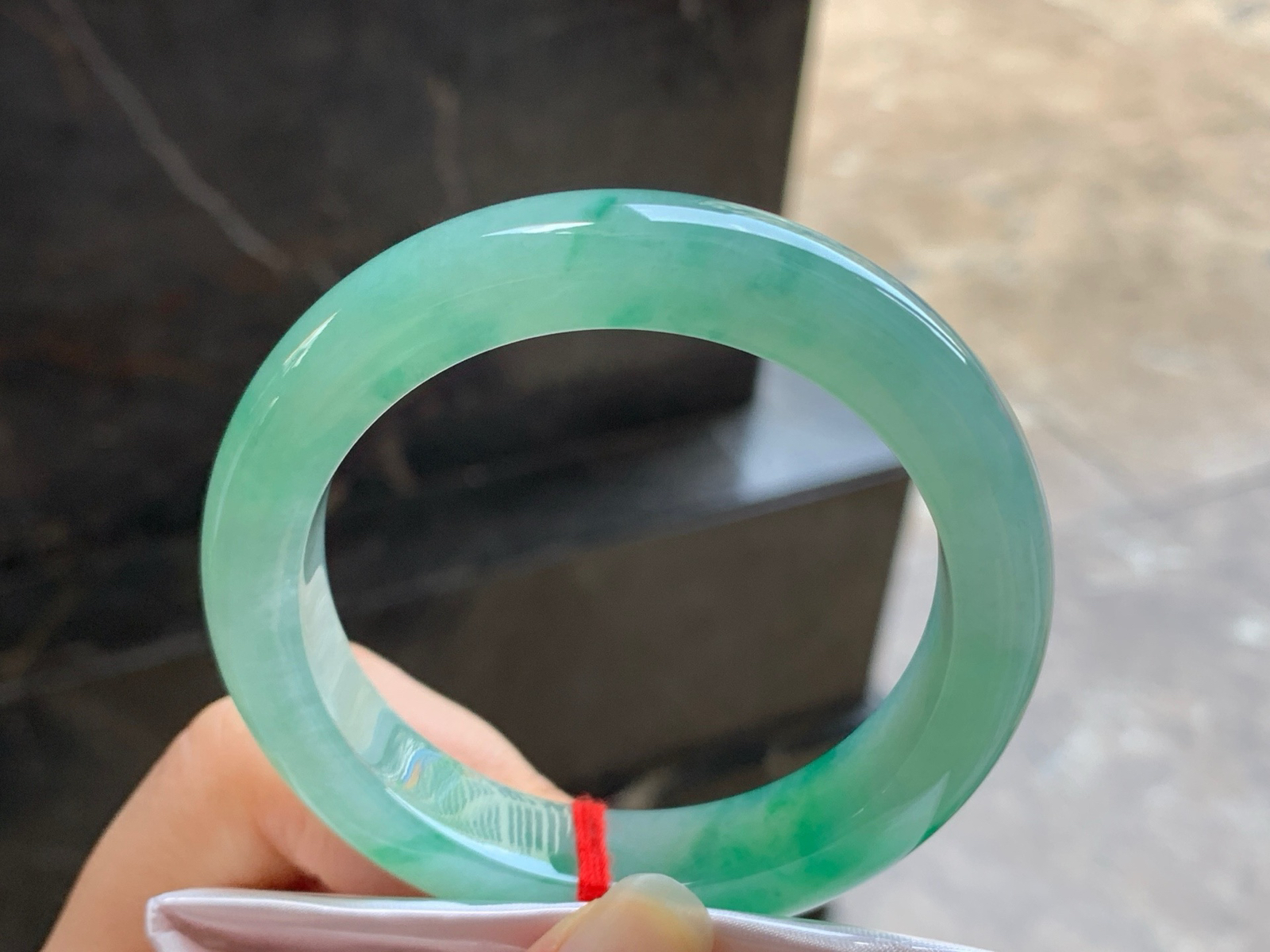 54-12-9.4

飘绿手镯^_^水润清新