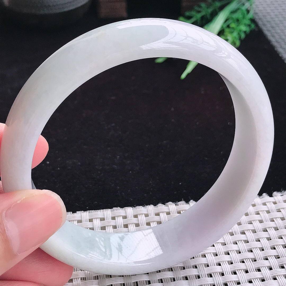 自然光67/17.3/8.3大圈口老坑秀气温润轮胎手镯翡翠玉镯女款百搭