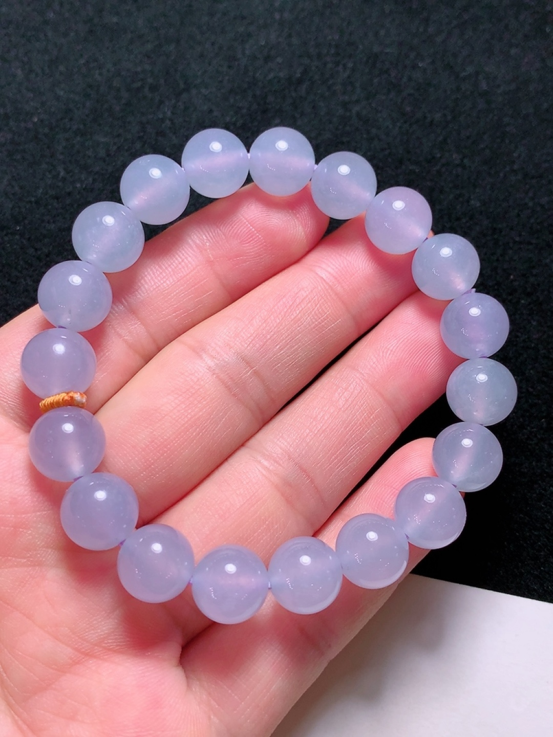 冰种手串，种老水头好，又冰又润，饱满大气，尺寸：10.2mm19粒