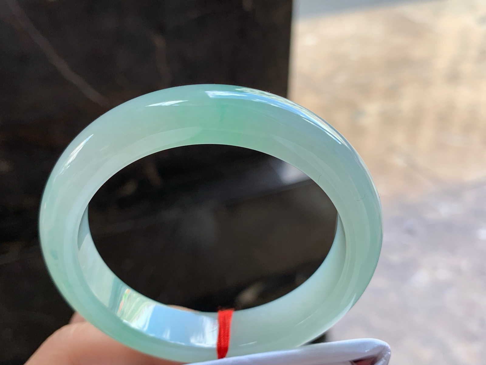 54.5-12.3-8.7

晴绿手镯^_^水润清新