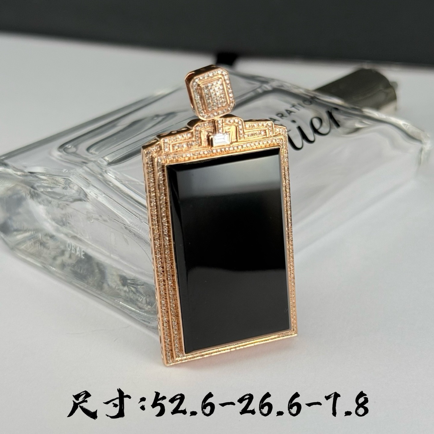 精品豪镶墨翠无事牌 种好色正 黑度极好 打灯通透 油性十足  尺寸52.6