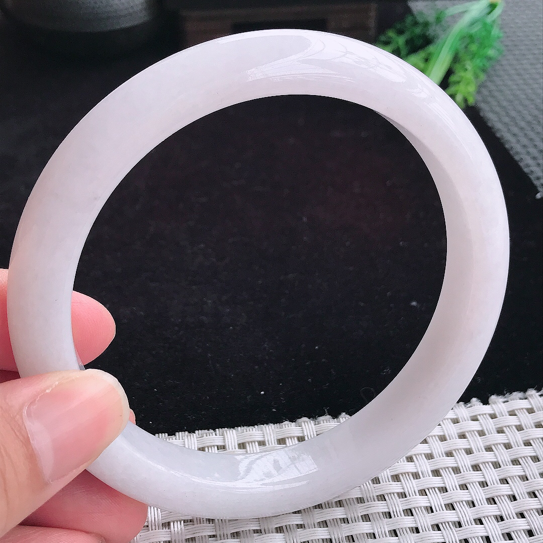 自然光70/12.5/9.6超大圈口老坑冰润白月光手镯翡翠玉镯女款百搭