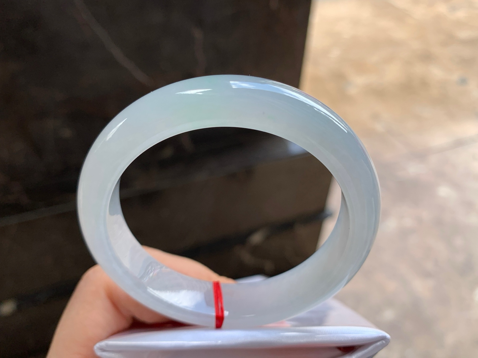 55.5-12.8-8.5

冰种手镯^_^水润 清晰