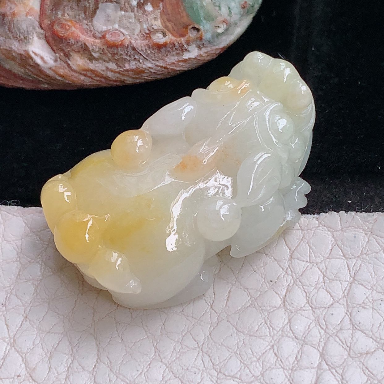 zen实拍35*21*12.6天然缅甸翡翠胶感饱满双彩招财貔貅 玉皮休玉吊坠