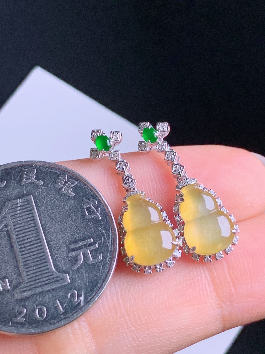 冰黄翡葫芦耳坠，温润明媚，福禄双全，戴上温柔又贵气