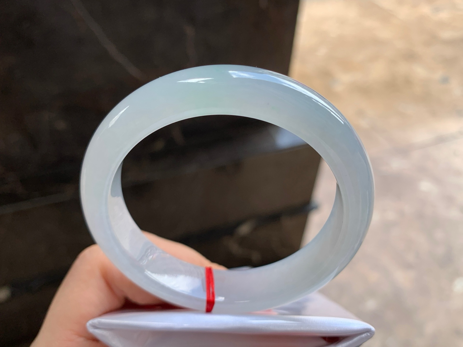 55.5-12.8-8.5

冰种手镯^_^水润 清晰