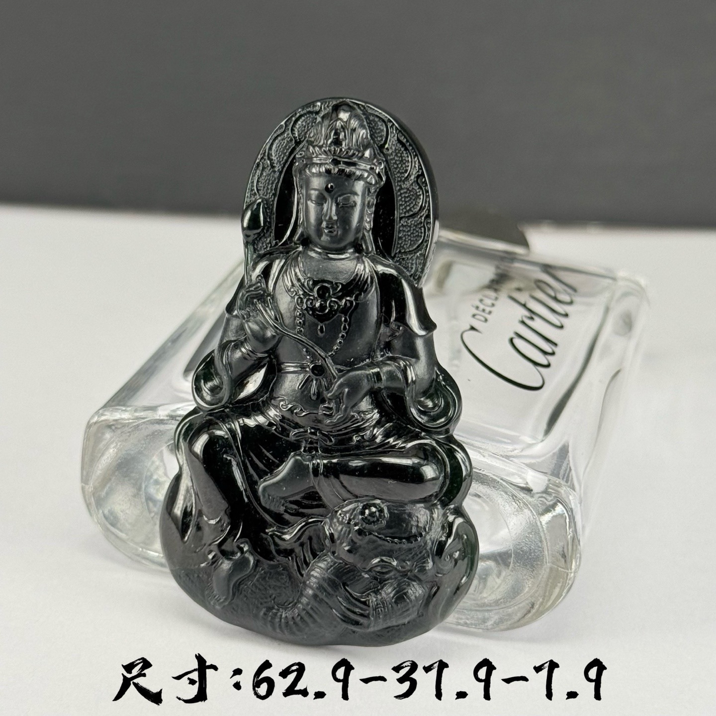 精品墨翠文殊菩萨 种好色正 黑度极好 打灯通透 油性十足 尺寸62.9