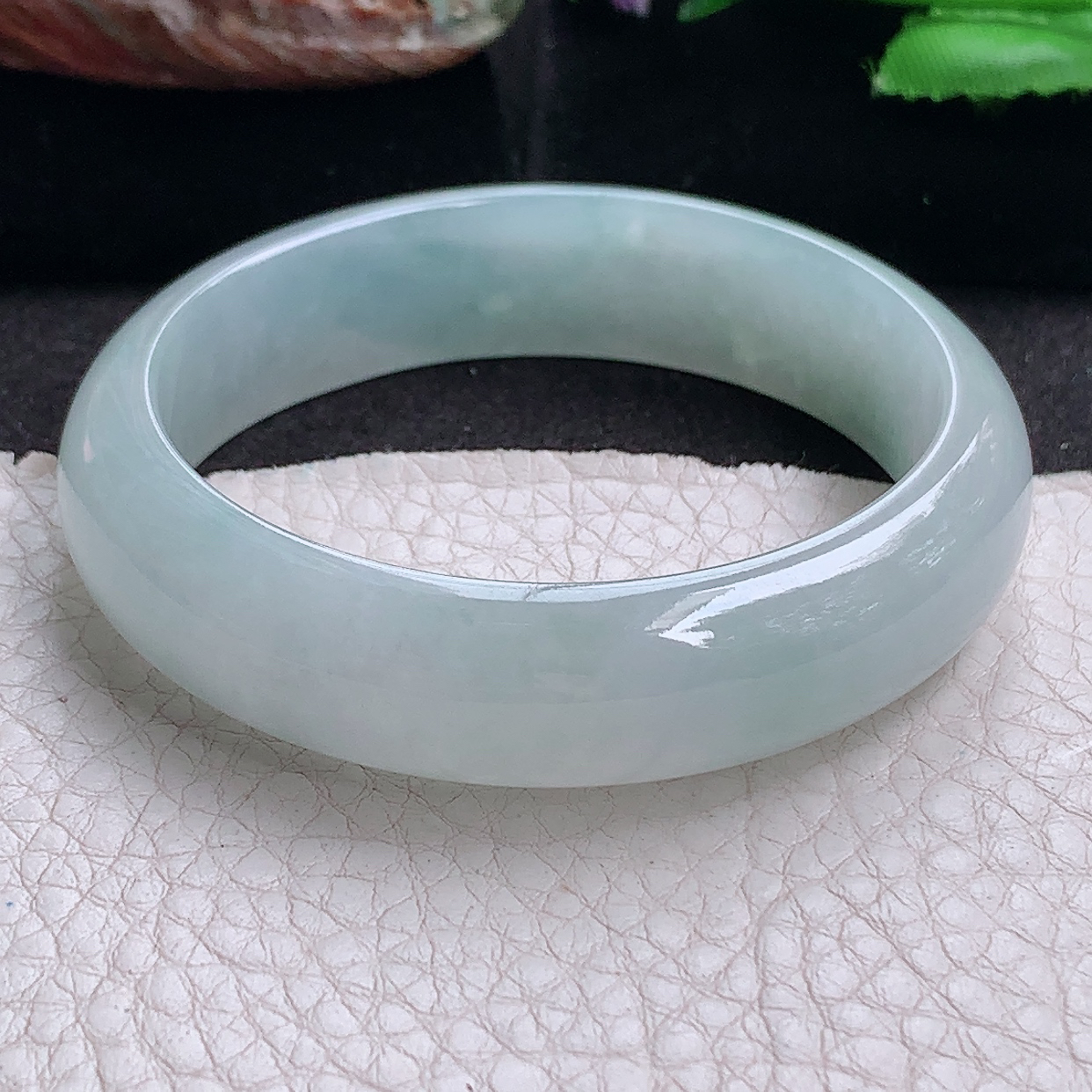 ay小圈口52*48*13.5*7贵妃镯 缅甸翡翠a货玉手镯冰纯蛋形玉手环