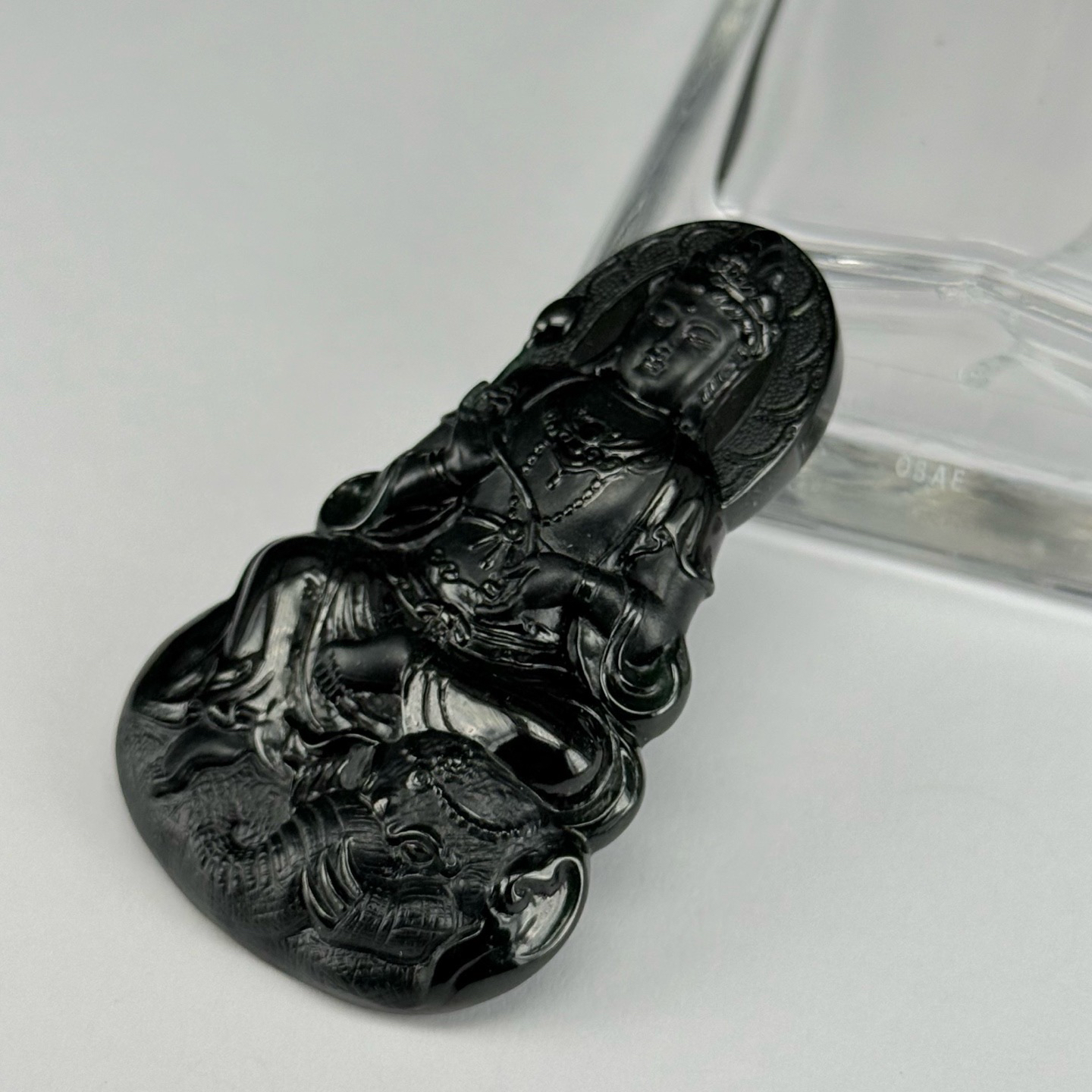 精品墨翠文殊菩萨 种好色正 黑度极好 打灯通透 油性十足 尺寸62.9
