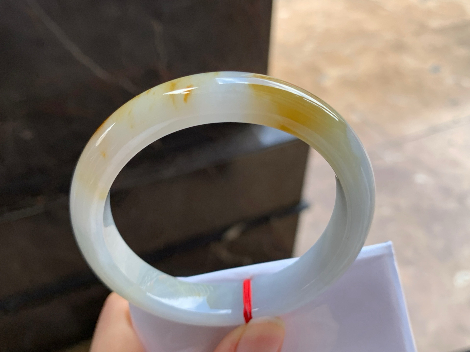 55-11.5-8

黄翡手镯^_^细腻