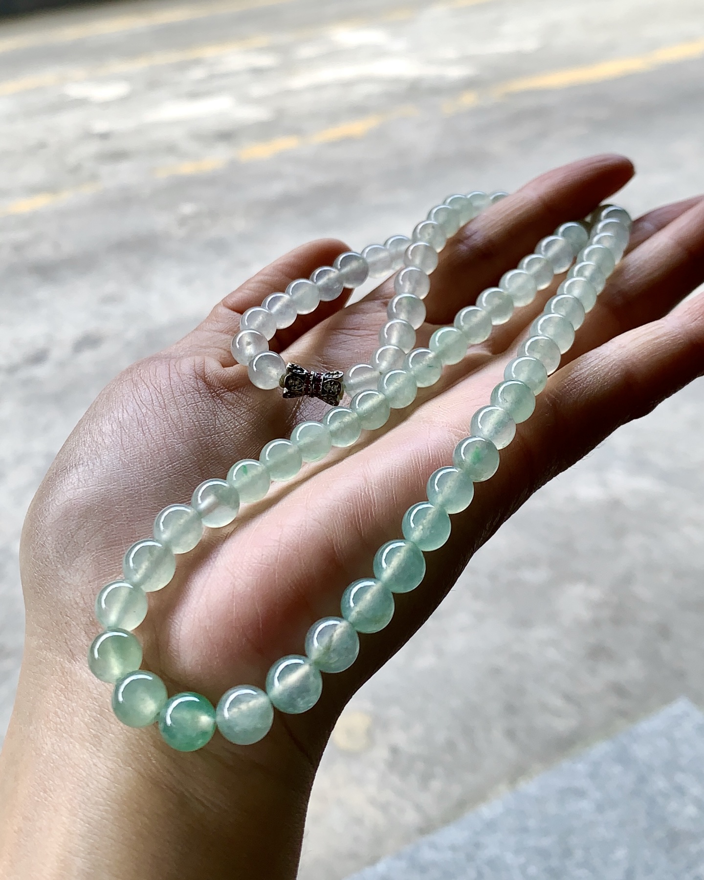 冰飘彩珠链🫧玉质细腻，润丽亮泽