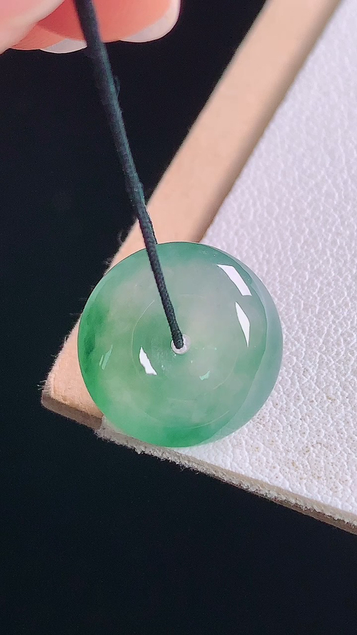 冰晴飘花平安扣，无裂，尺寸:13.9-5.1mm