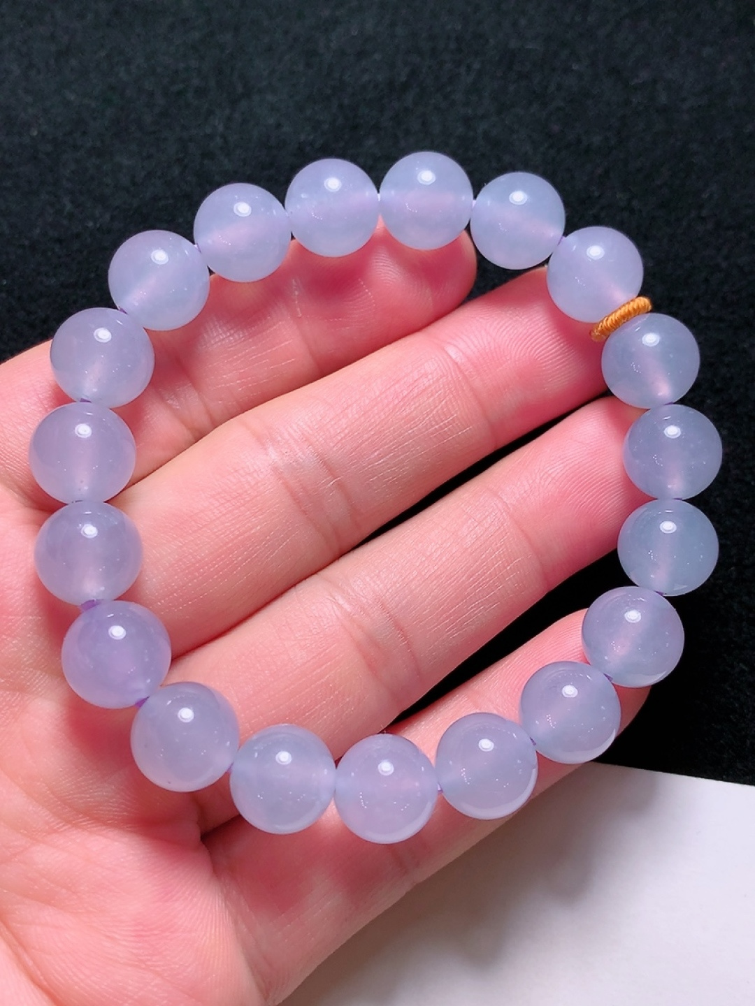 冰种手串，种老水头好，又冰又润，饱满大气，尺寸：10.2mm19粒