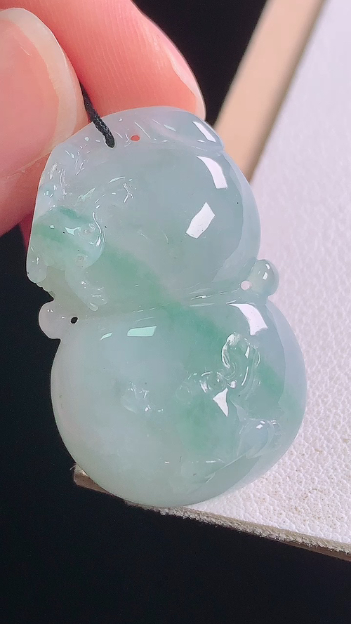 ️冰飘花葫芦，无裂，尺寸:32.0-20.5-10.6mm 18