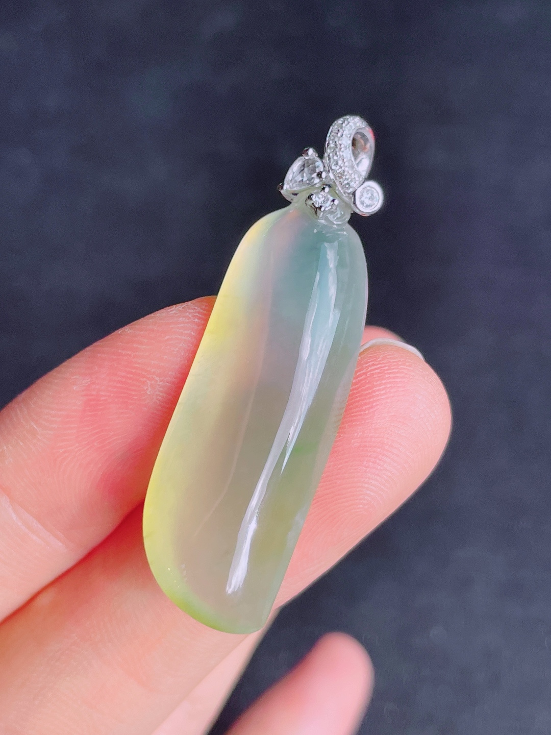 ️高冰黄翡福瓜吊坠，晶莹剔透，新颖时尚，无裂，45