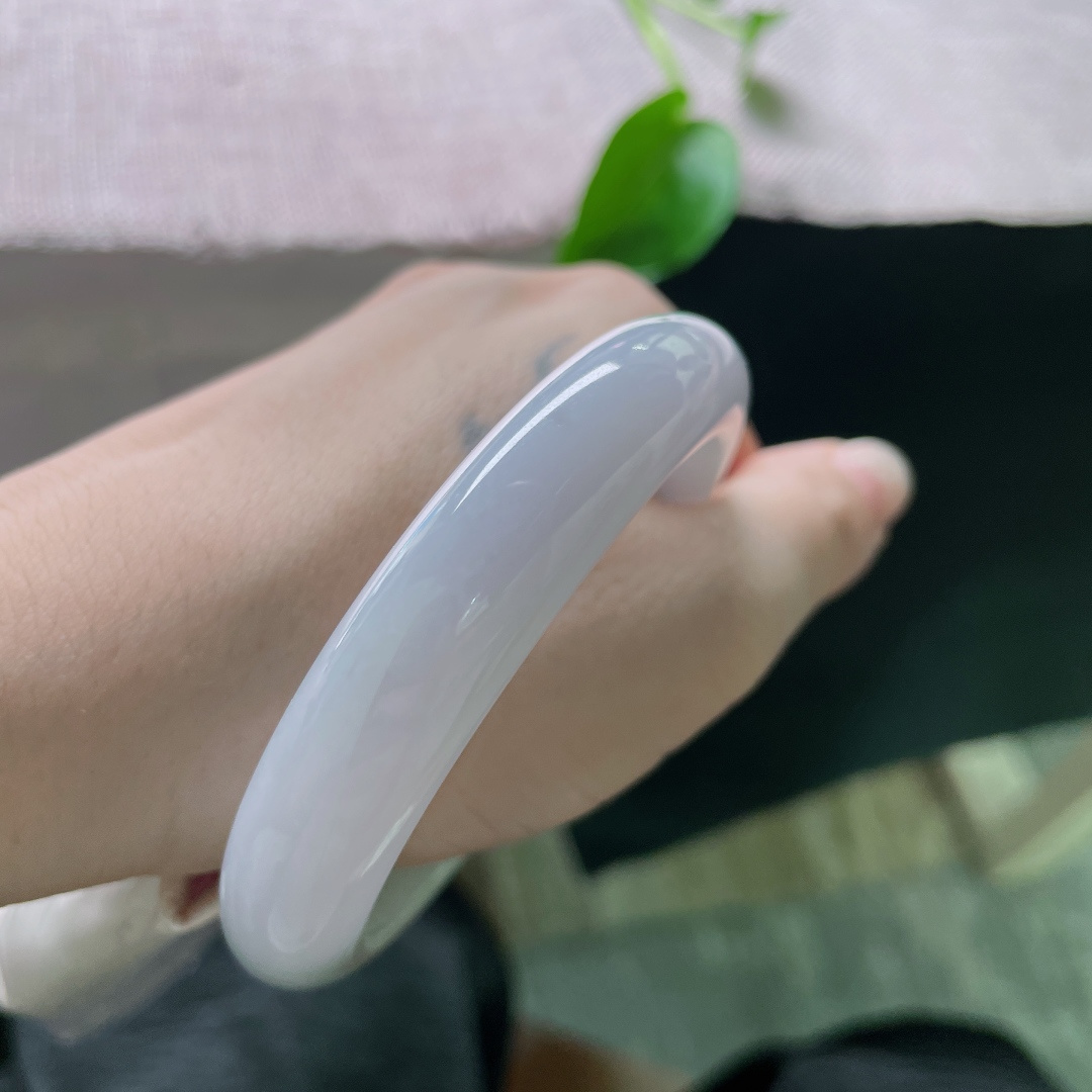 57.3/12.7/8.4，正圈，水润，细腻，优雅，甜美，贵气，紫气东来，沉稳，无裂，ss51302a
