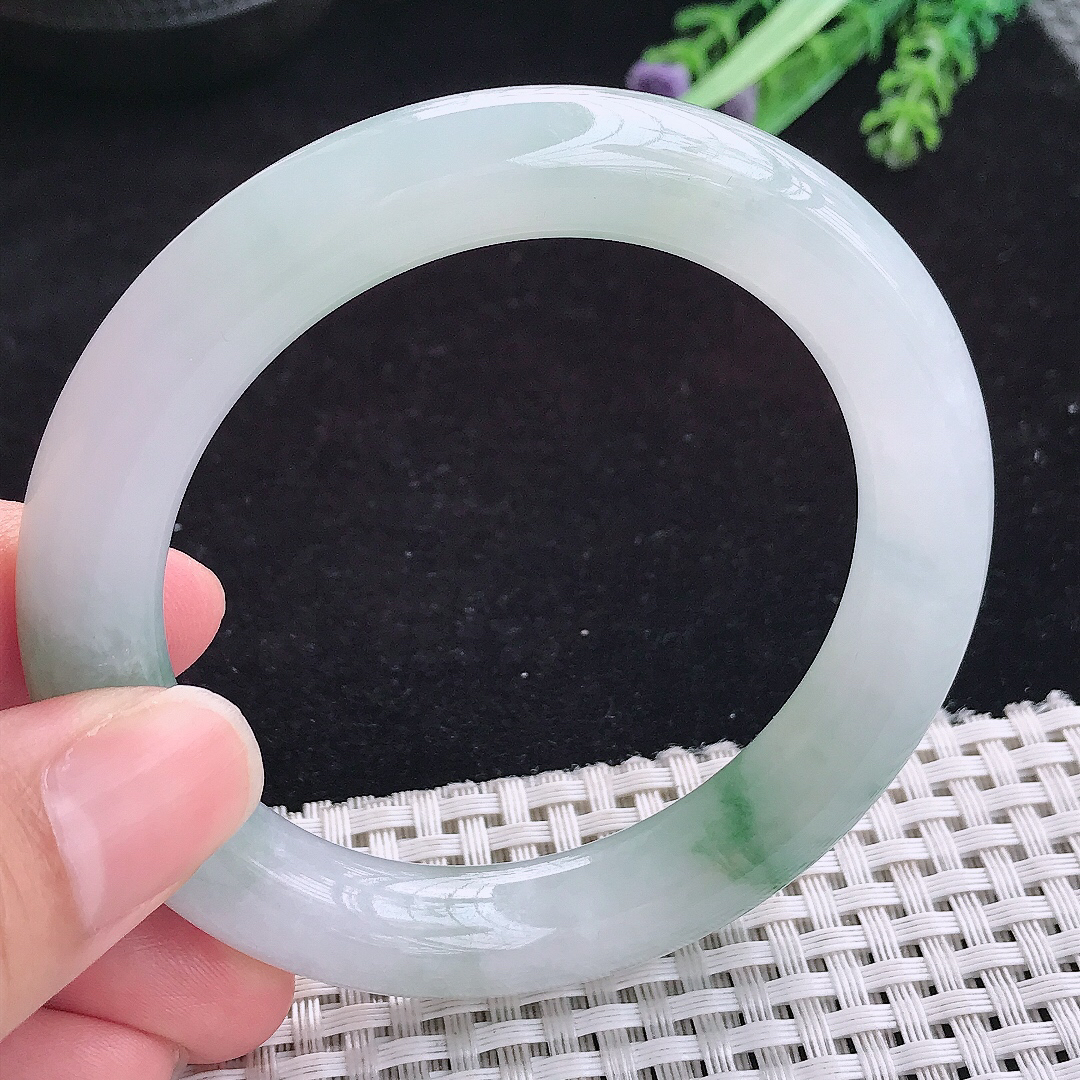 实拍A货翡翠55.8/10.8/10.5老坑冰胶冰飘花胖圆条手镯玉手镯女款平安镯