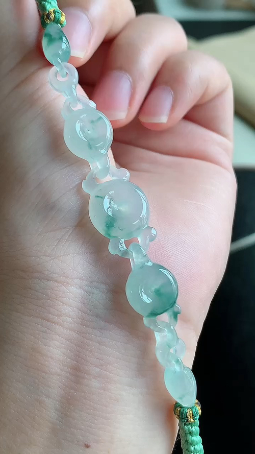 翡翠精品，仿古平安扣，手链，冰种，飘花，尺寸87-13.4-6 aa528