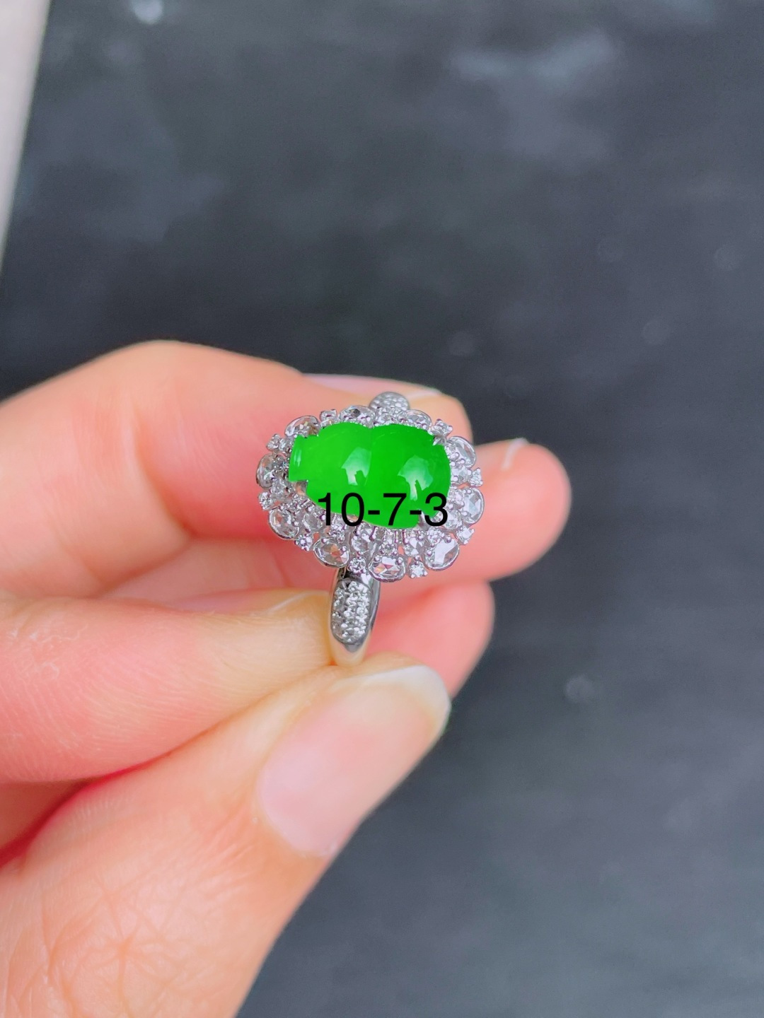 ️冰种绿葫芦戒指 晶莹剔透，新颖时尚，无裂，10-7-3