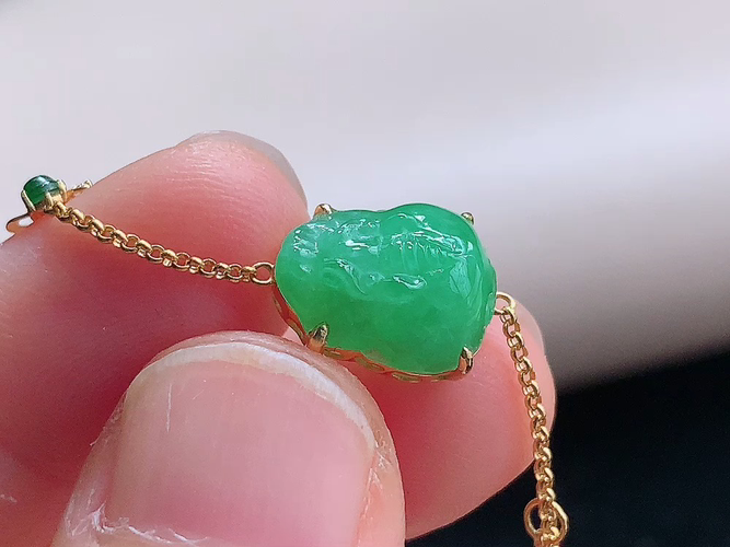 ️ 18K金伴钻招财貔貅手链，尺寸11.7-9.6-4.5mm，包A附证书