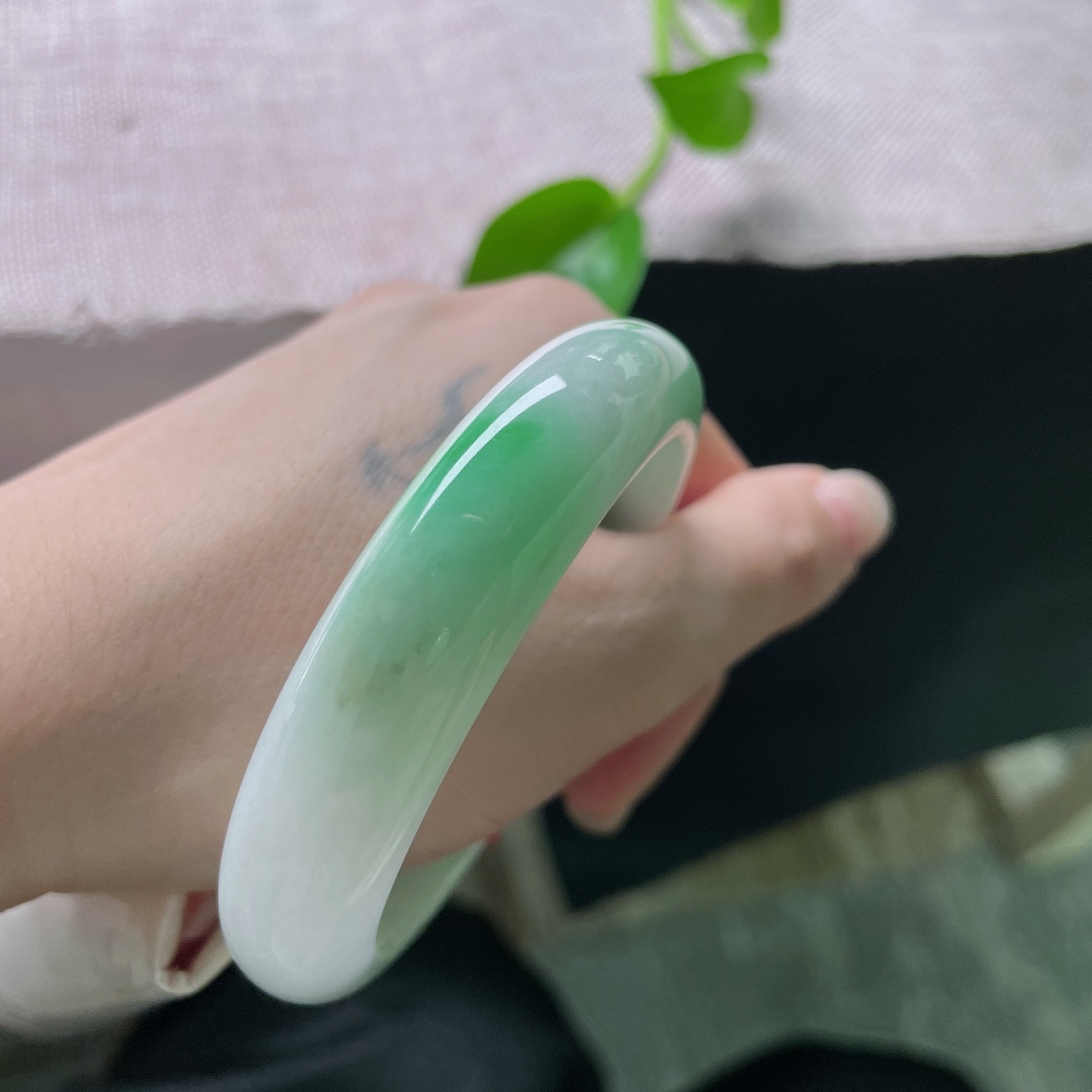 飘绿正圈，白底青，昔我往矣，杨柳依依，今我来思，雨雪霏霏，宽版，有纹，ss53394a