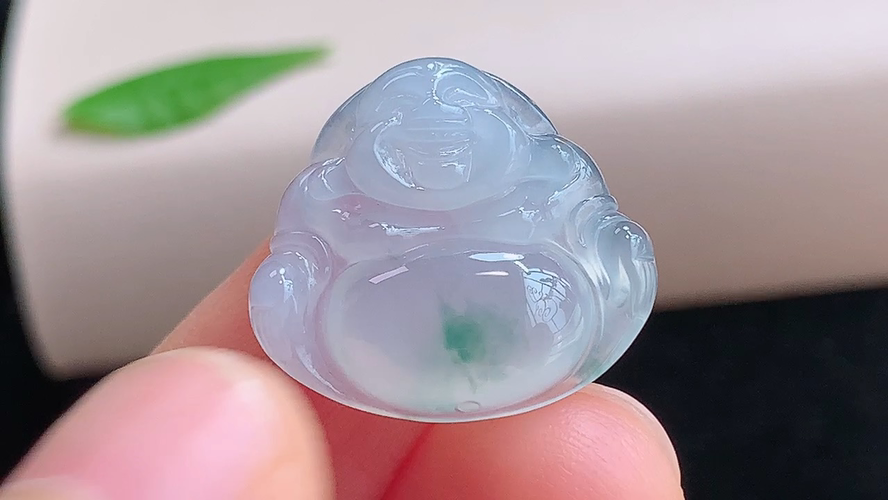 ️ 笑佛，无裂，尺寸20.0-18.4-4.6mm，包A附证书