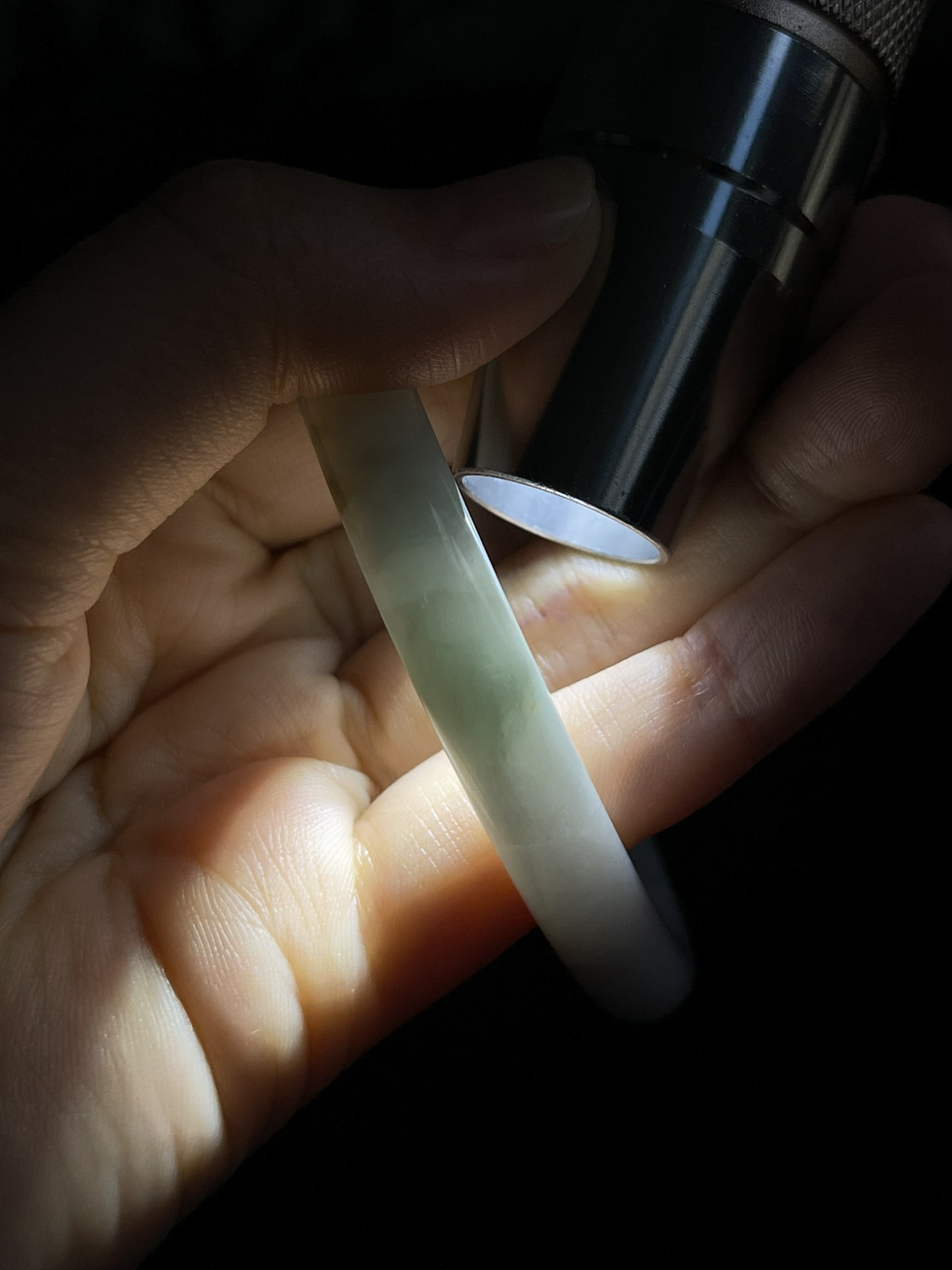 圆镯56.2圈口，翡翠手镯