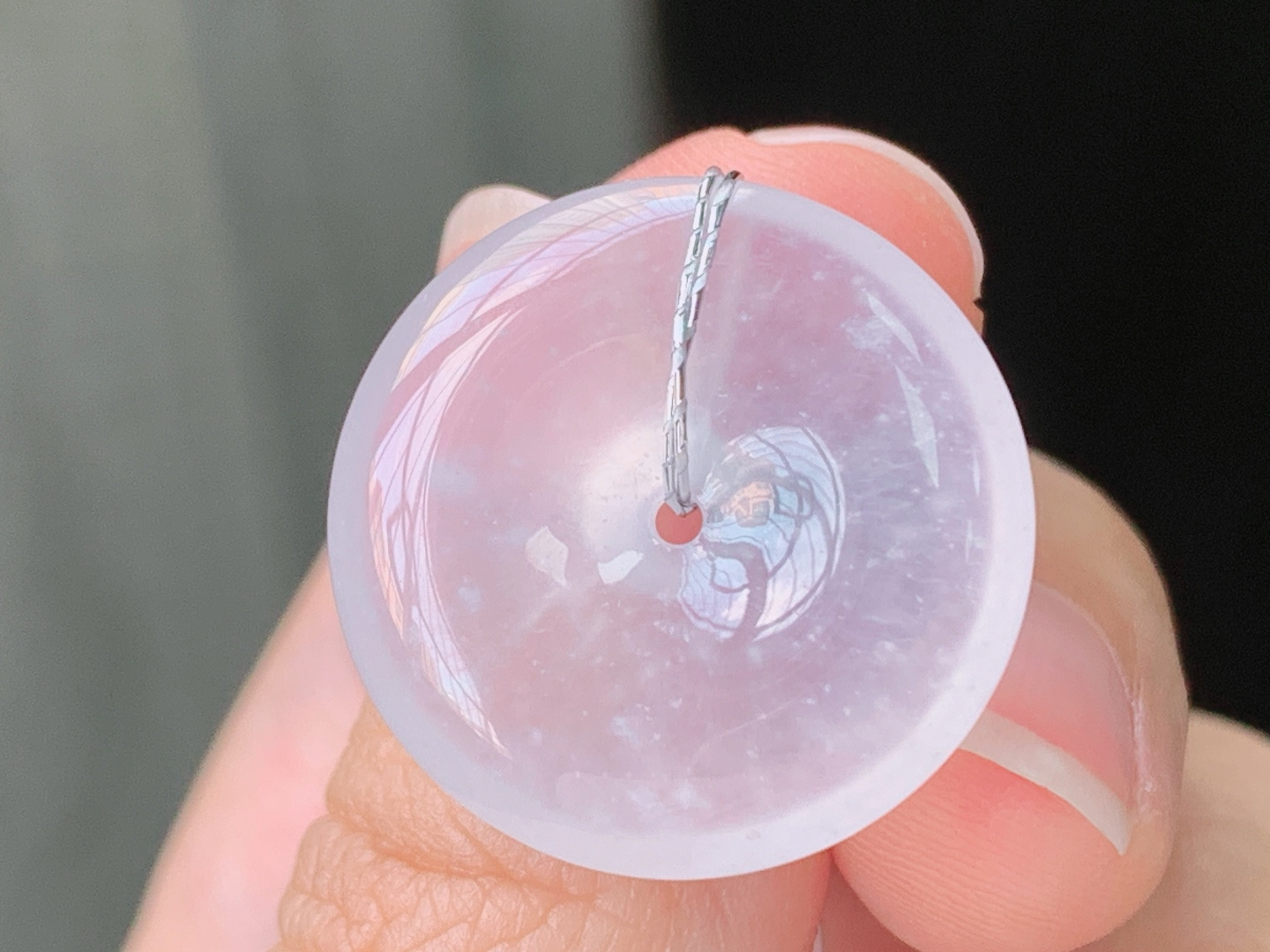 平安扣 种水，清透细腻，无裂 尺寸:21.6-5.2mm Z 25
