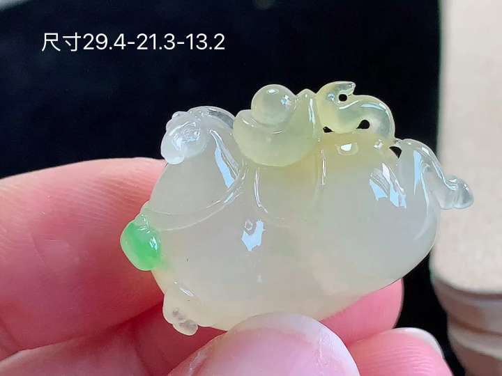 黄加绿唐马 老坑冰透 种老水足 水润光泽 性比高 无裂 尺寸看图
