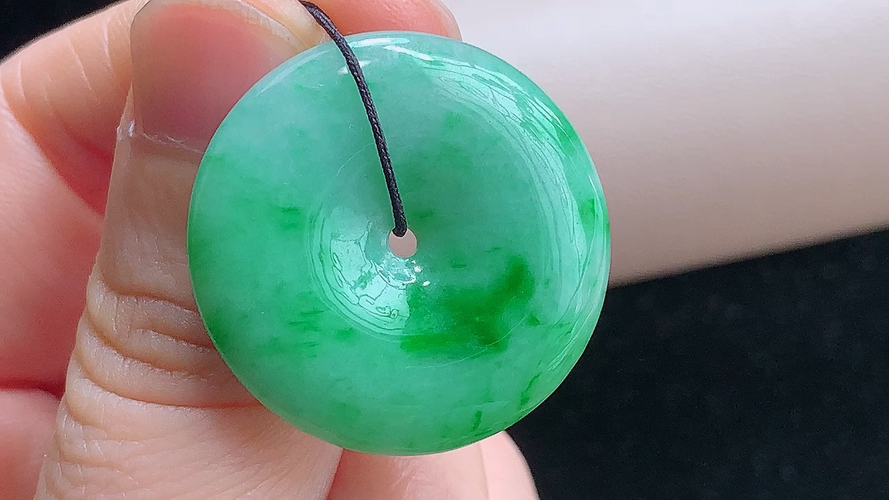 平安扣，无裂，尺寸27.5-6.0mm，包A附证书