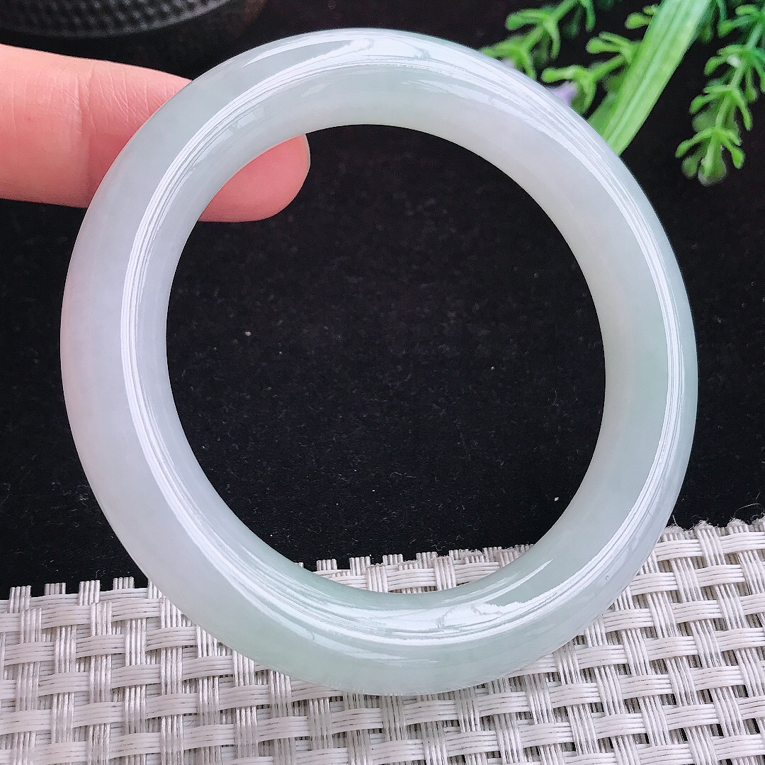 实拍A货翡翠54.5/11/10.8老坑冰润起胶圆条手镯玉手镯女款平安镯