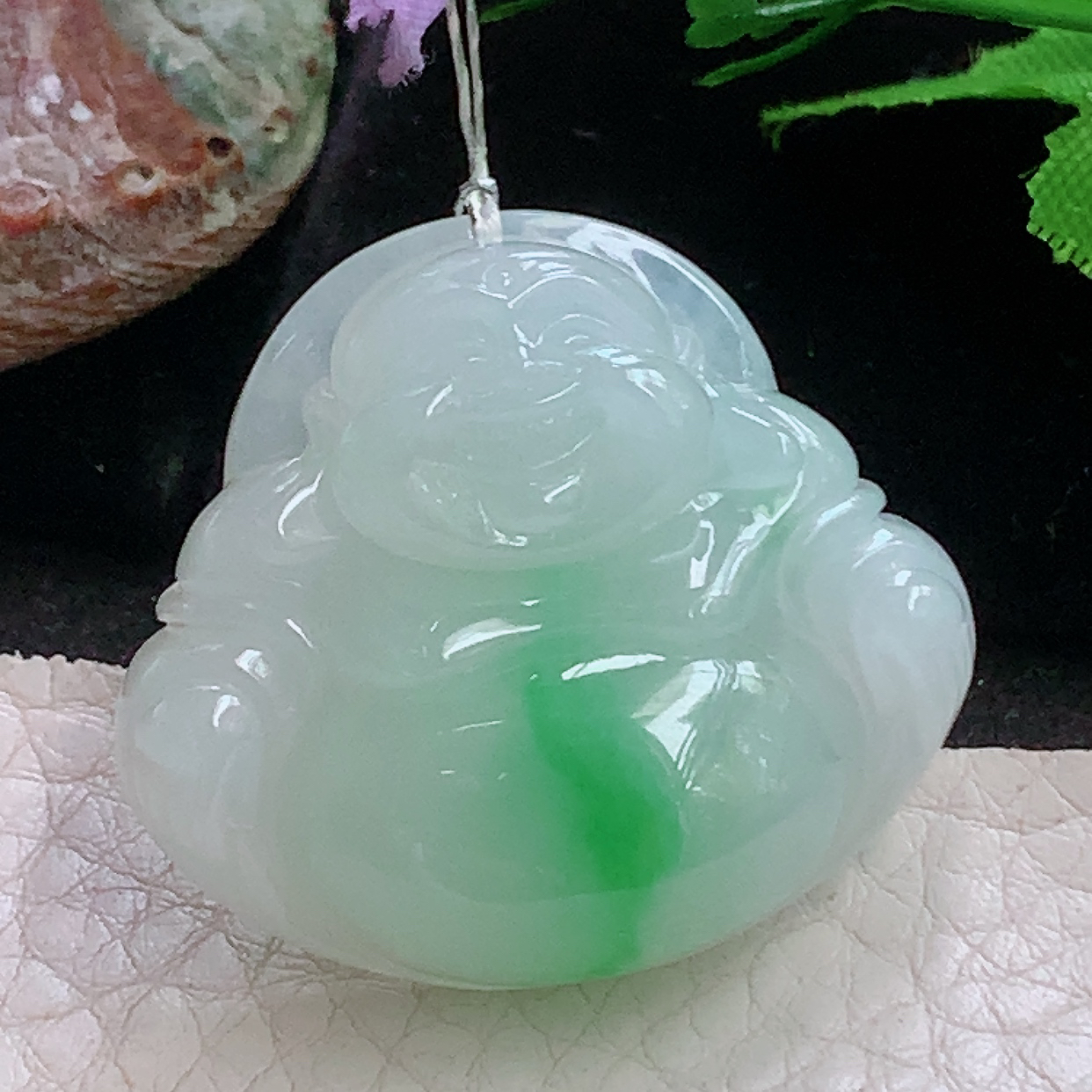 xqa实拍32*36*9.8天然缅甸翡翠a货冰飘绿佛公 开心佛玉吊坠 玉挂件