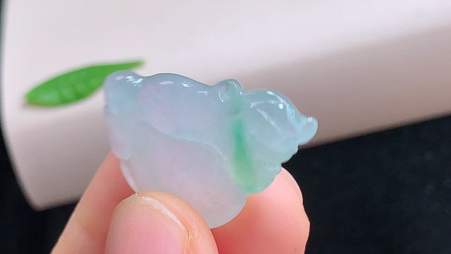 ️ 连年有余，无裂，尺寸29.1-18.8-5.0mm，包A附证书