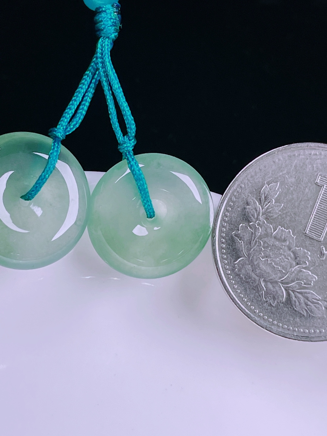 ️冰种耳坠，老种起光，细底通透，尺寸：16/4.2mm0529