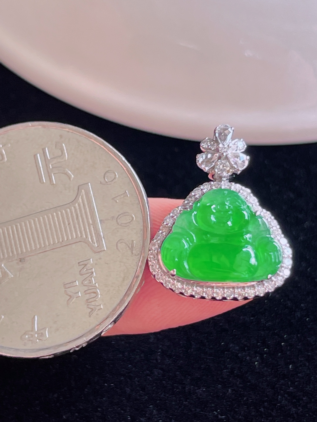 ️ 小佛 精致小巧 色绿精美 整体：18/14.3/6.3 裸石：9.6/12.3