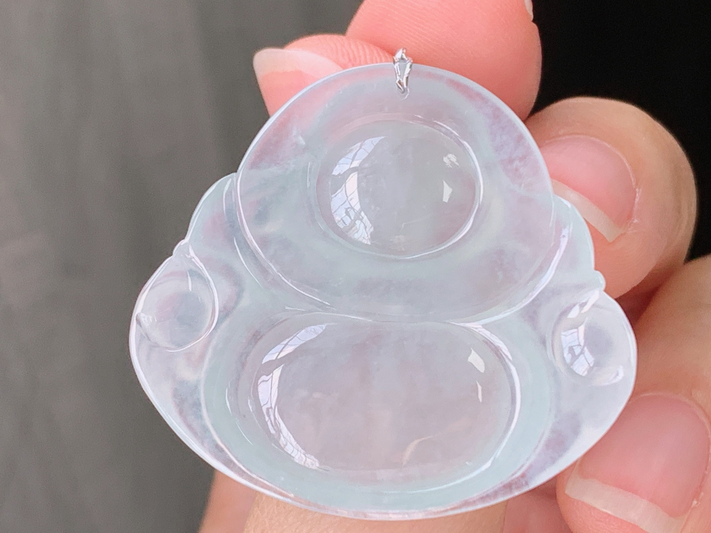 佛公 种水，晶莹剔透，无裂 尺寸:31.3-33.5-5.1mm Z 25