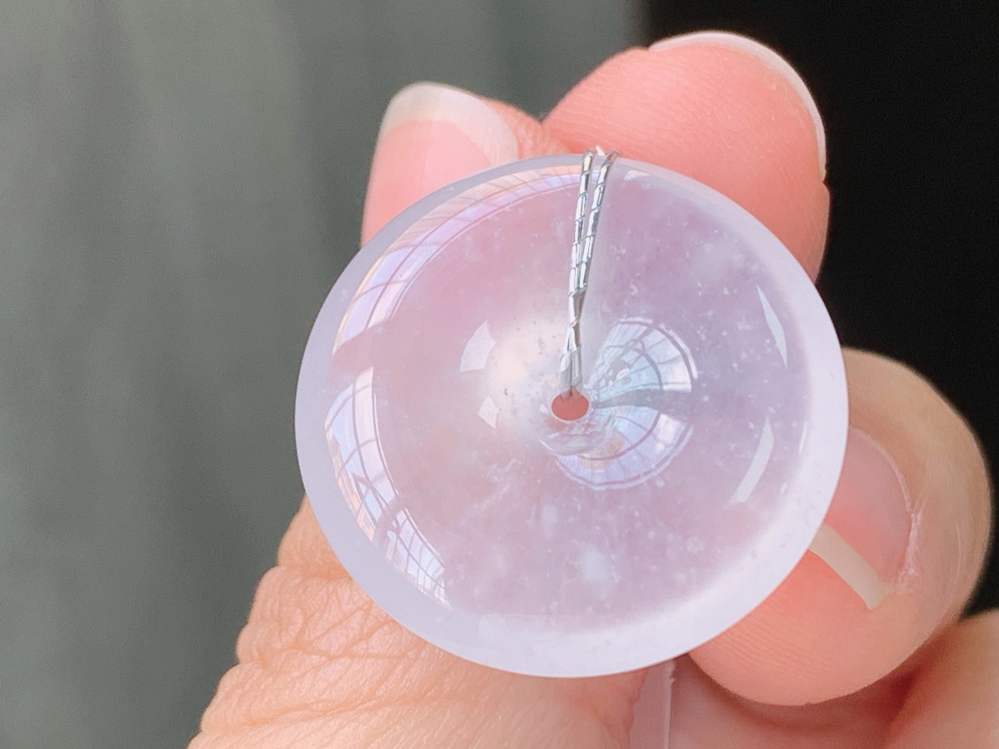 平安扣 种水，清透细腻，无裂 尺寸:21.6-5.2mm Z 25