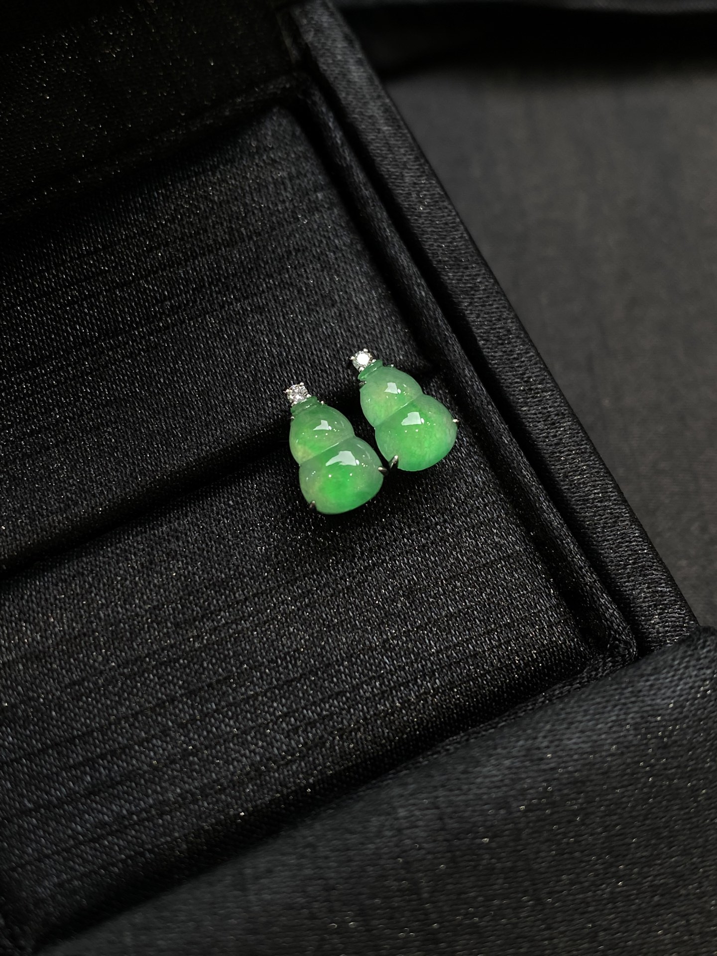 冰阳绿葫芦耳钉·金裸·10.1-7-3.2mm