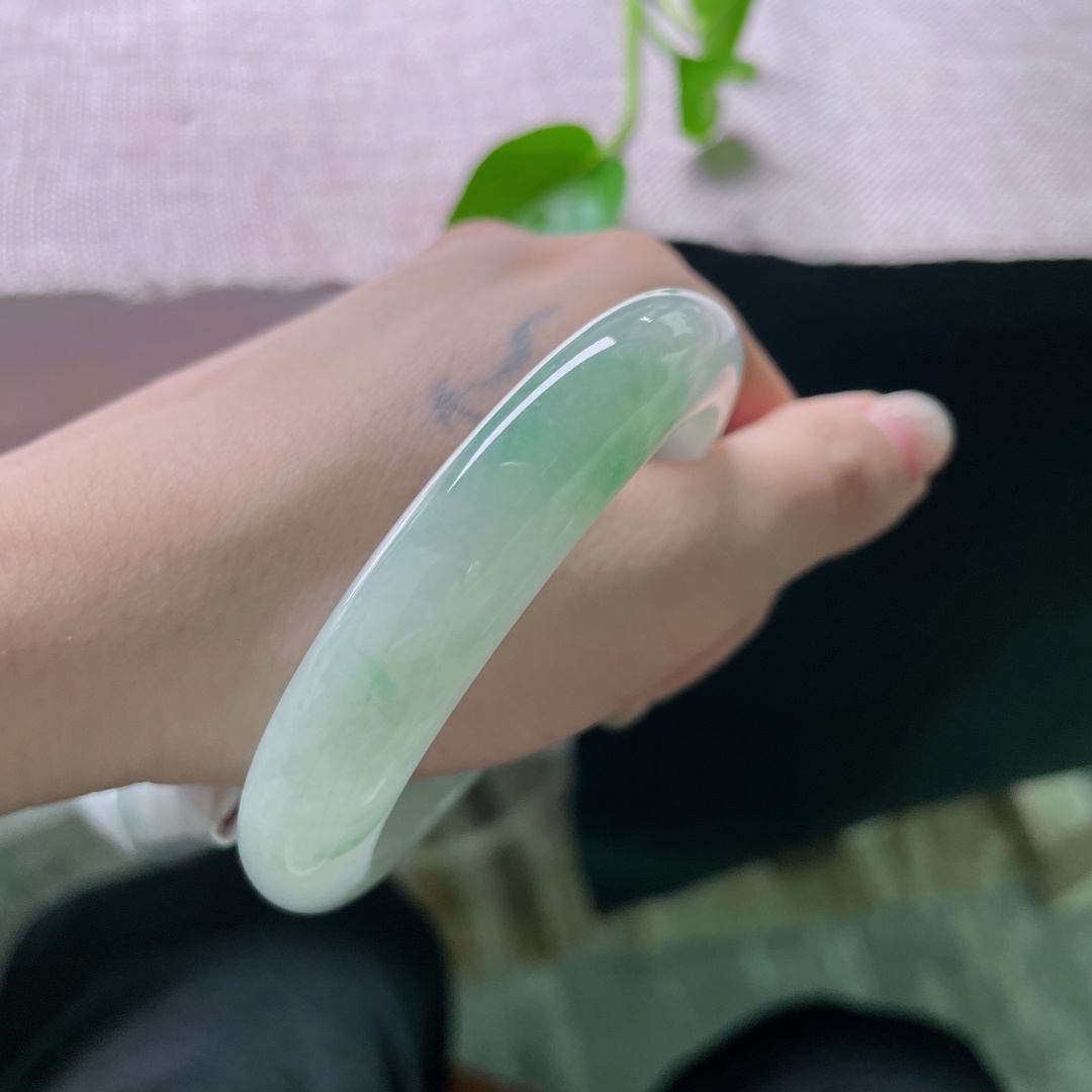57/11.9/8.7，飘绿正圈，种老，不求满色倾城，只爱这几点灵动的飘花，棉线，ss50761a