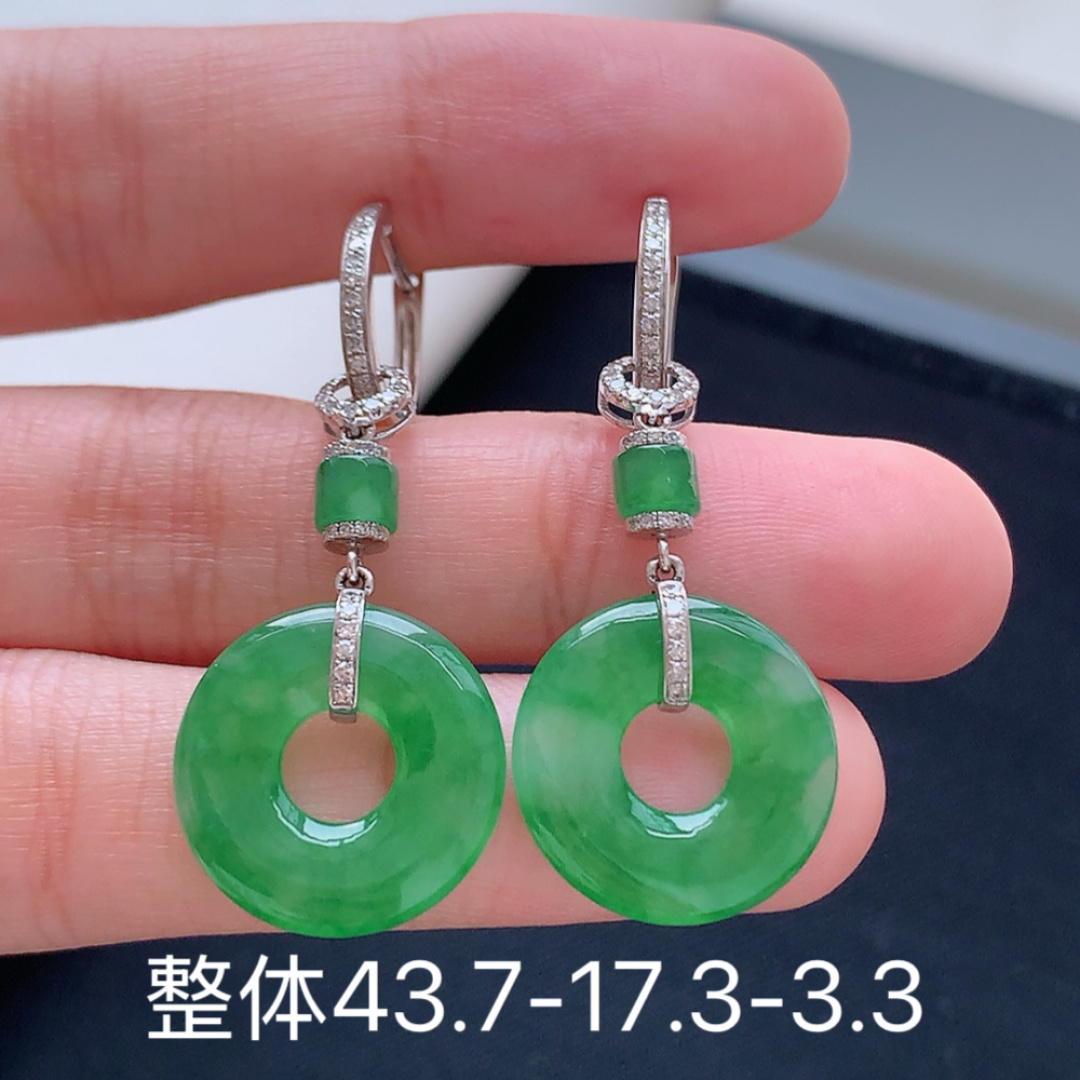 冰飘绿甜甜圈耳坠 （吊坠两用款）色阳色艳，种老细腻水润，佩戴优雅时尚 货号88527，43.7-17