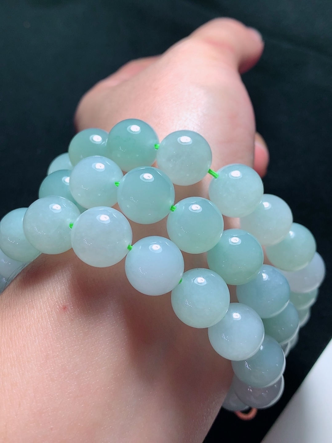️冰种珠链，种老水头好，又冰又润，饱满大气，尺寸：12.3mm48粒