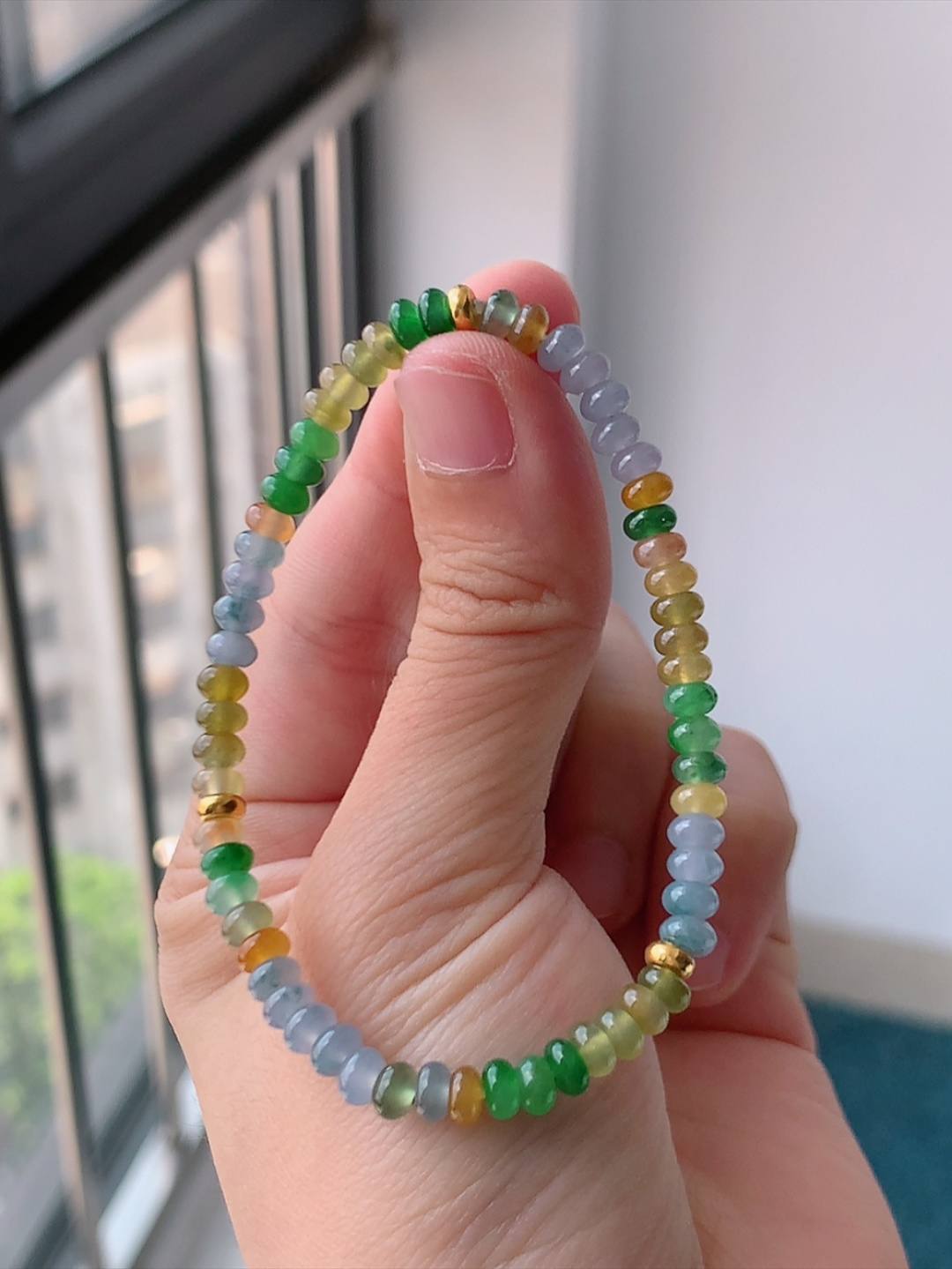 多彩圆珠手链 色系清新，种老细腻水润，佩戴优雅时尚 货号98528，4.4-1.6