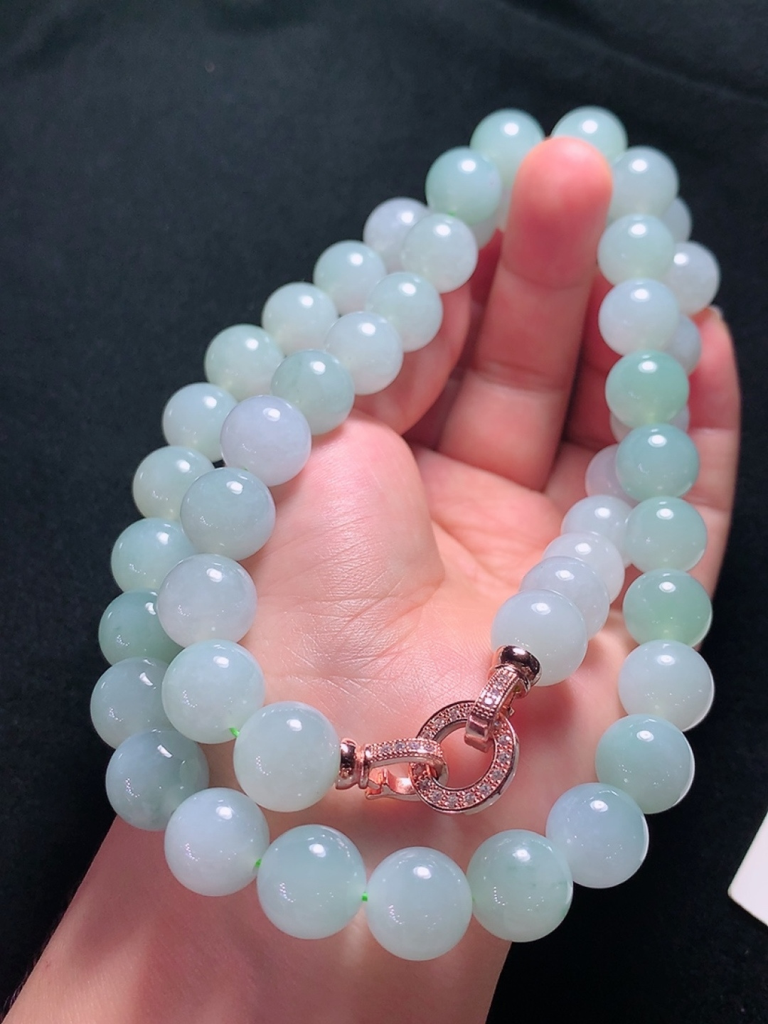 ️冰种珠链，种老水头好，又冰又润，饱满大气，尺寸：12.3mm48粒