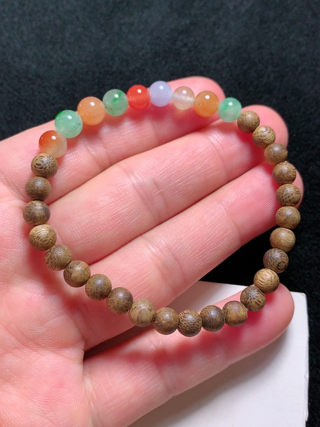 ️冰种五彩手串，种老水头好，又冰又润，饱满大气，尺寸：6mm9粒