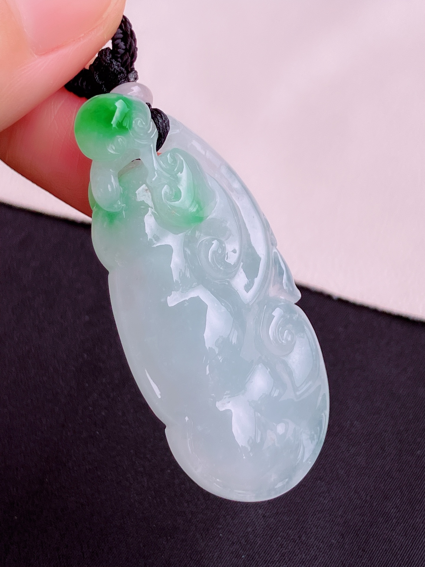 冰飘绿如意，花色清爽，尺寸49/22.6/11/自然光实拍