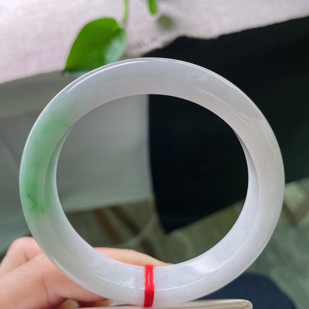 58.3/12.5/8.4，白底青正圈，青白瓷系，韵味十足，种老，温婉大气，有纹，ss53846a