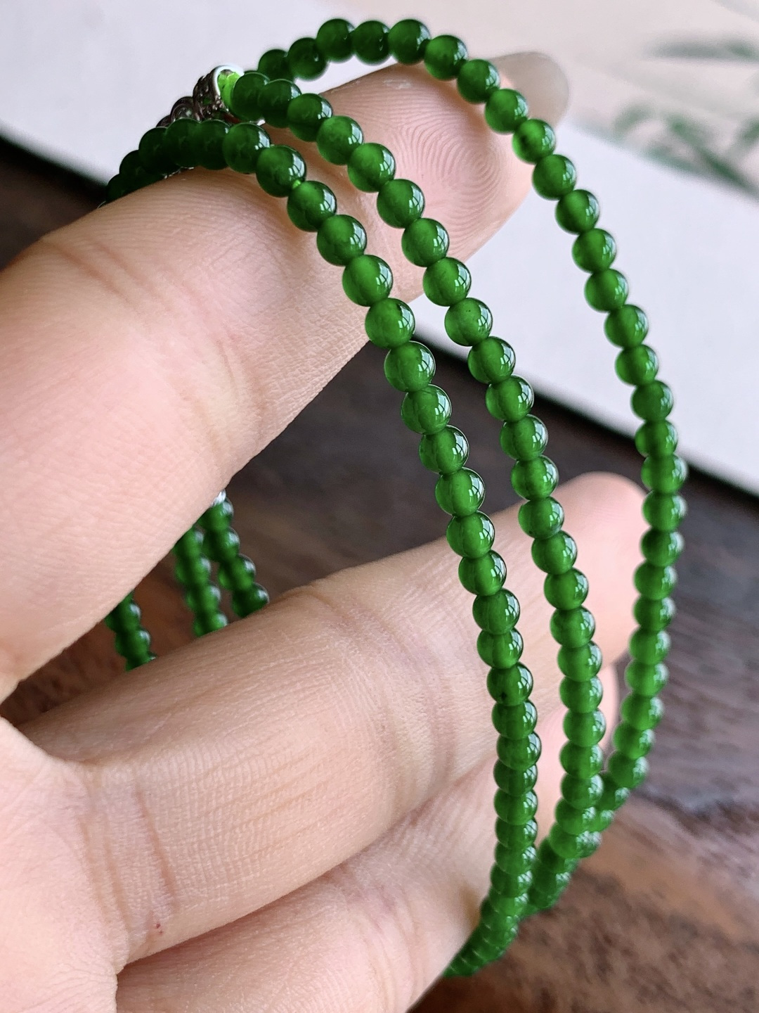 珠子冰辣绿珠链圆珠子珠链说明 性比高尺寸3mm，27cm重量10.4克不议