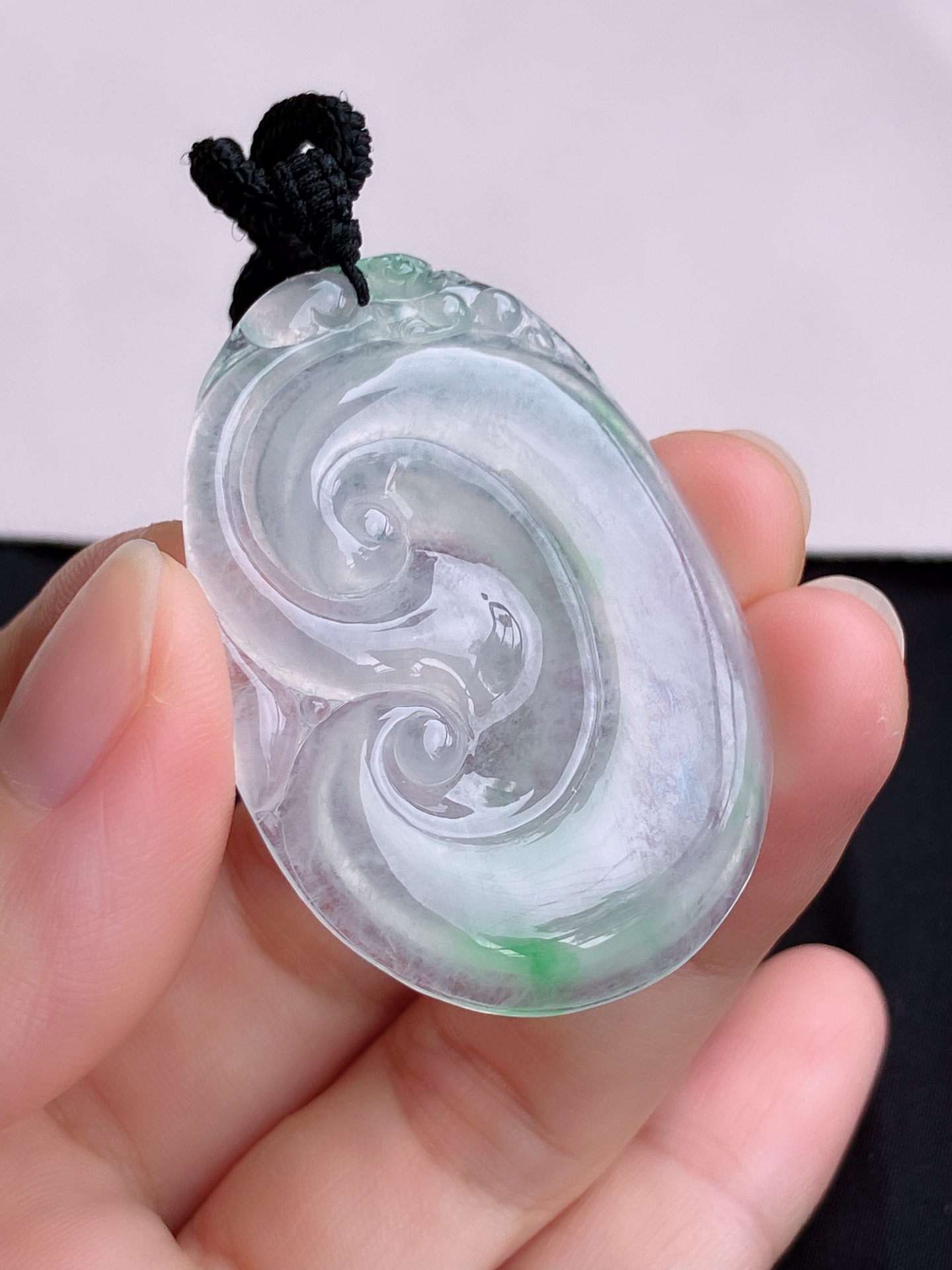 冰飘绿如意，晶莹剔透，尺寸46.5/34/4.6/自然光实拍