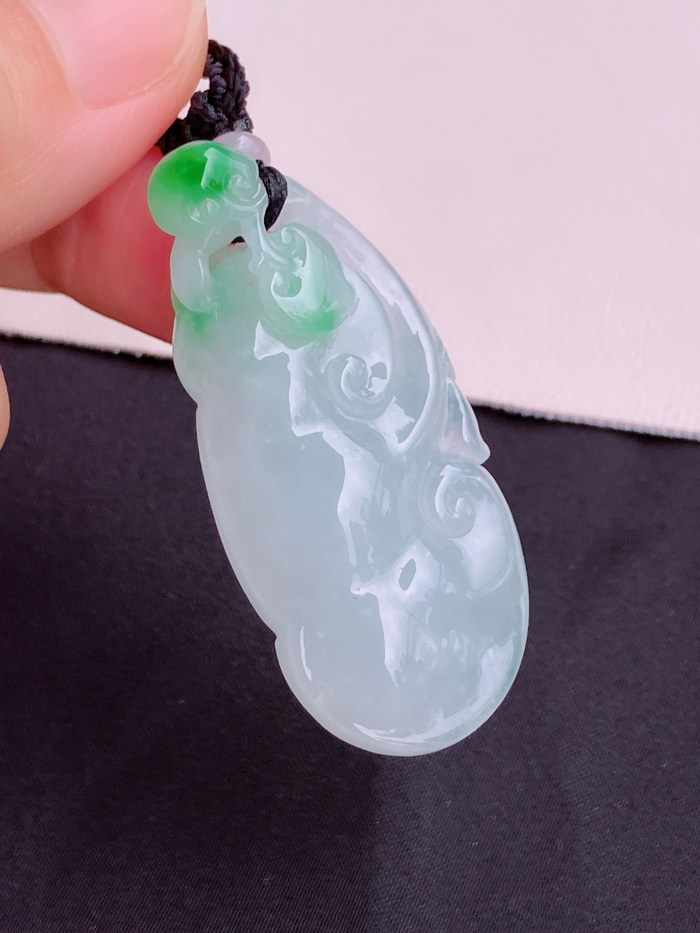 冰飘绿如意，花色清爽，尺寸49/22.6/11/自然光实拍