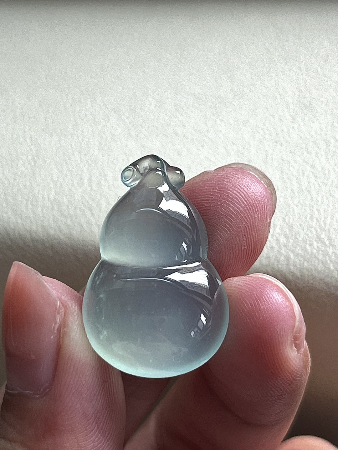 葫芦冰润水透，种老细腻起荧尺寸：26.2*16.9*5.7,b14530